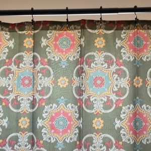 Shower curtain with towels